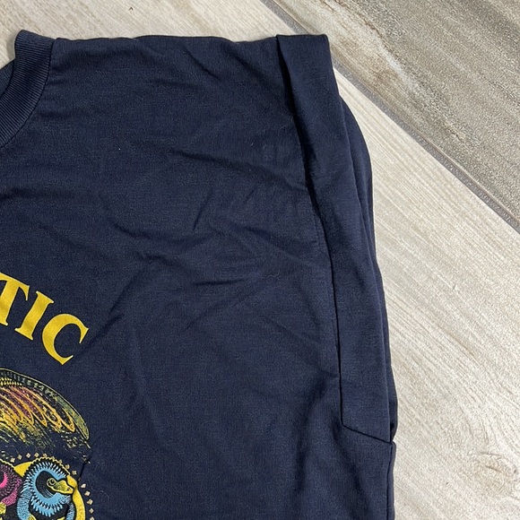 NWOT Fantastic Beasts Dolman Style T-Shirt Size S - Picture 4 of 7